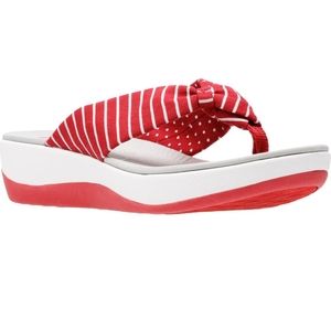 Clark's Cloudsteppers Flip Flop